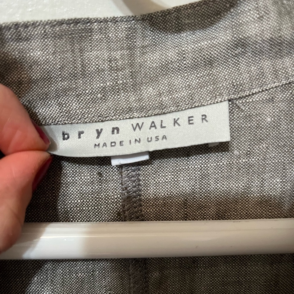 Bryn Walker large gray tan lagenlook linen button up short sleeve tunic - Picture 7 of 9